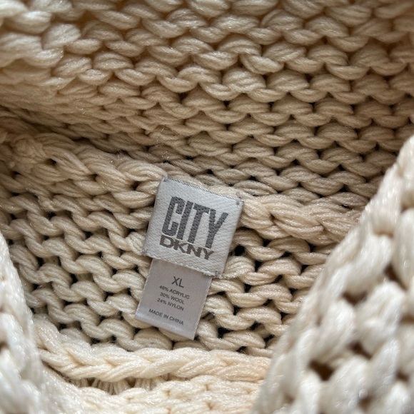 DKNY City Metallic Wool Blend Turtle Neck Sweater Tank - Picture 2 of 3